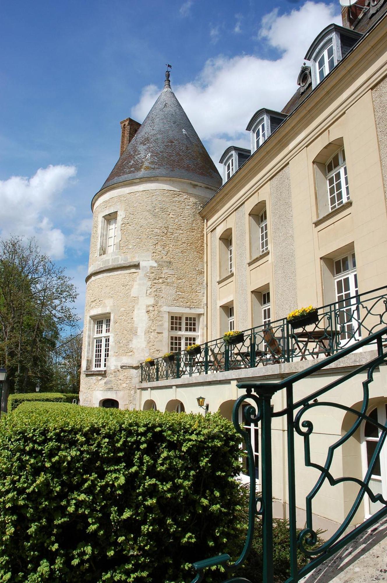 Chateau De Berticheres Chaumont-en-Vexin Exterior foto